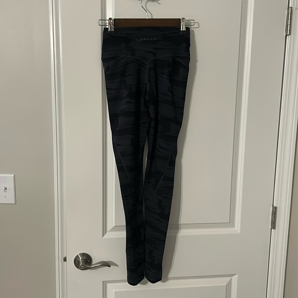 Alphalete Surface Power Legging - Picture 2 of 2